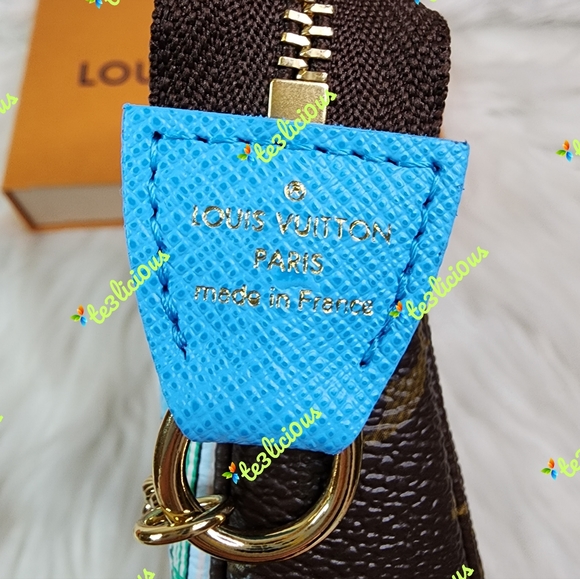 LOUIS VUITTON 2022 VIVIENNE HOLIDAY ANIMATION MINI POCHETTE JAPAN - Picture 6 of 10